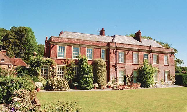 Yarlington House