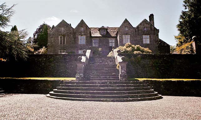 Llanvihangel Court