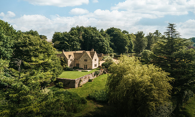  Weddings at Gulliver's Hall
